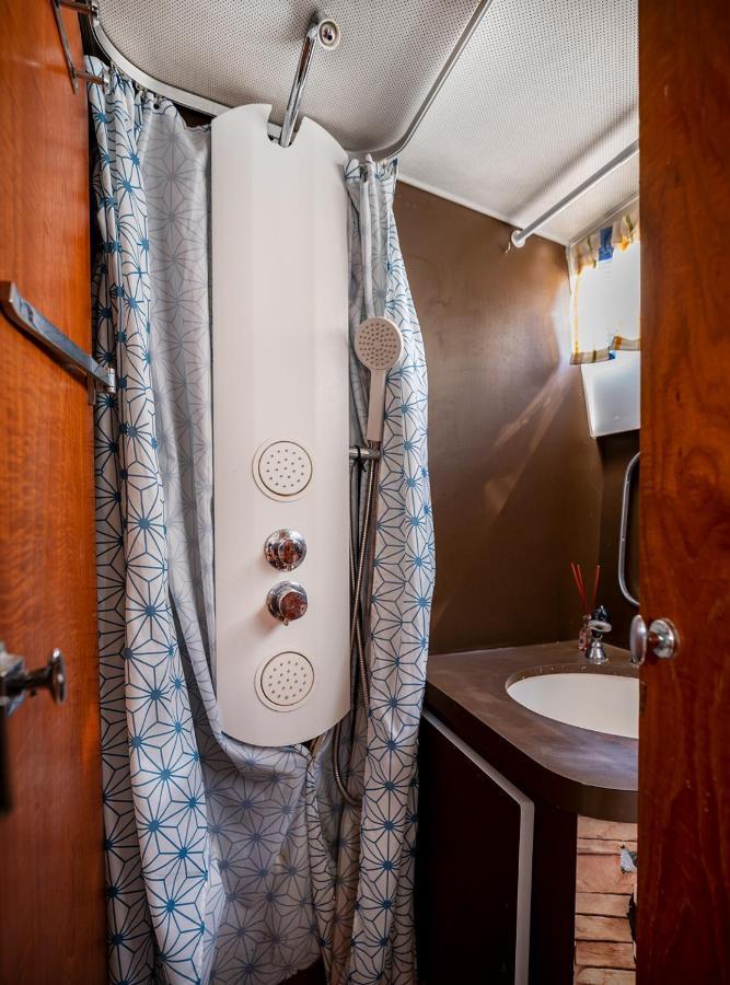 Spacious And Charming Boat In Port Forum Hotel Sant Adria de Besos Exterior foto